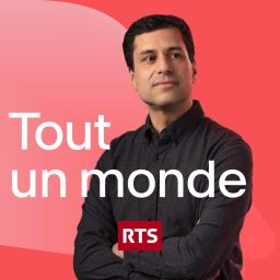 Artwork for Tout un monde ‐ RTS Première