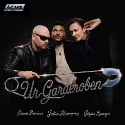 Artwork for Ur Garderoben