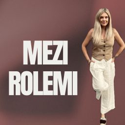Artwork for Mezi rolemi