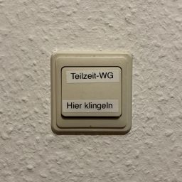 Artwork for Teilzeit-WG